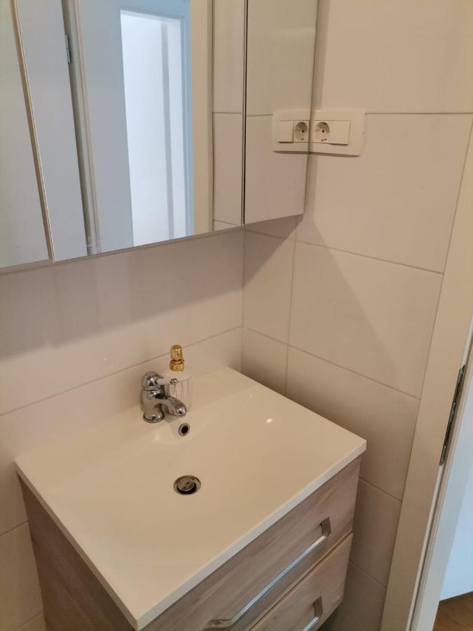 Apartman Rita Apartamento Makarska Exterior foto